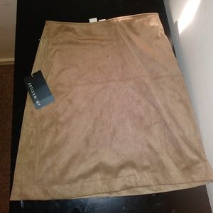 Brown skirt